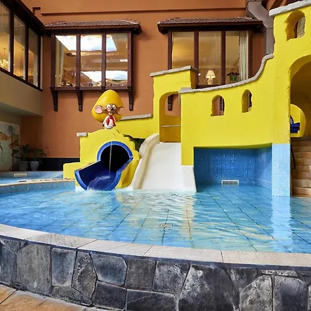 Im Der Valk In Linstow Ferienhaus